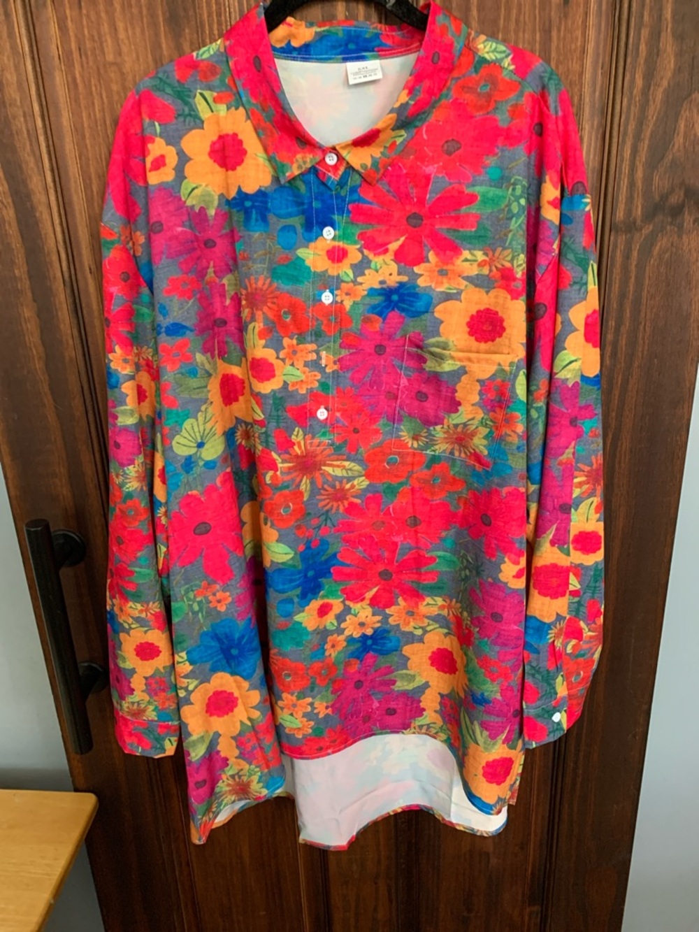 ELLE Vibrant Multicolor Floral Button-Up Shirt NEW